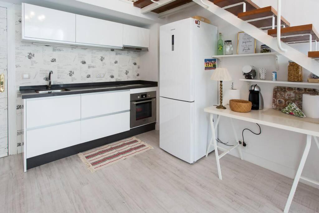 Duplex Center Parking Netflix Amazon Video Apartman Sevilla Kültér fotó